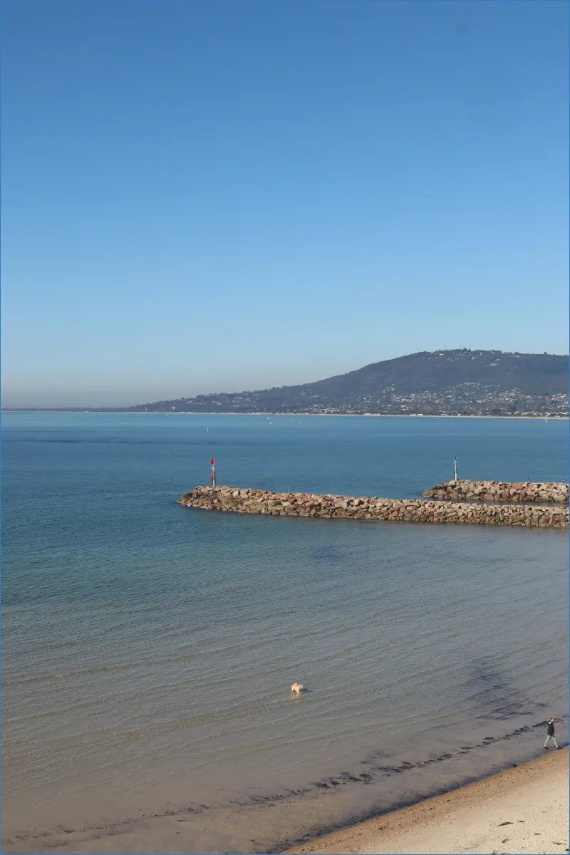 Dog's Bay Beach