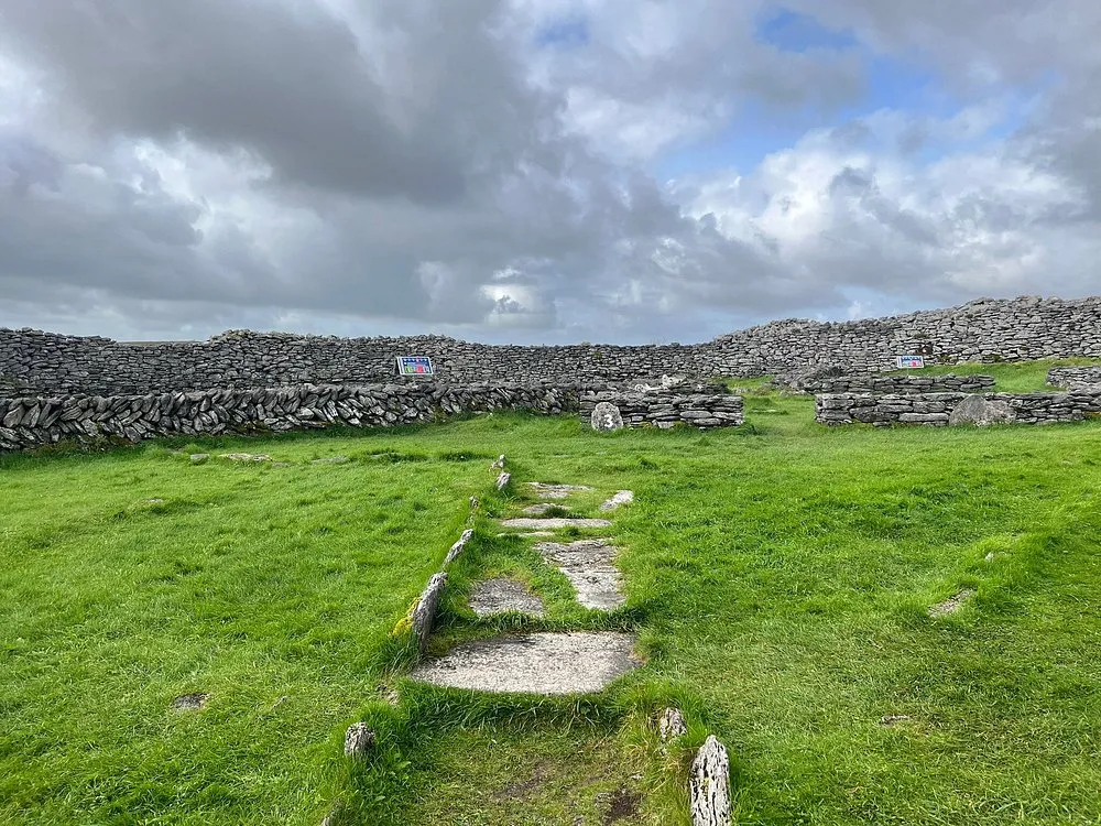 Caherconnell Stone Fort & Sheepdog Demonstrations